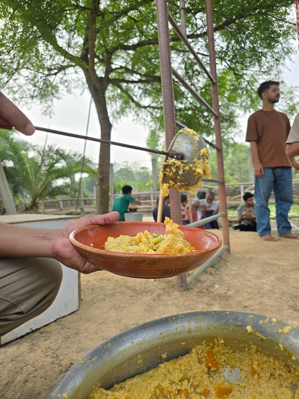 খাবারের আয়োজন